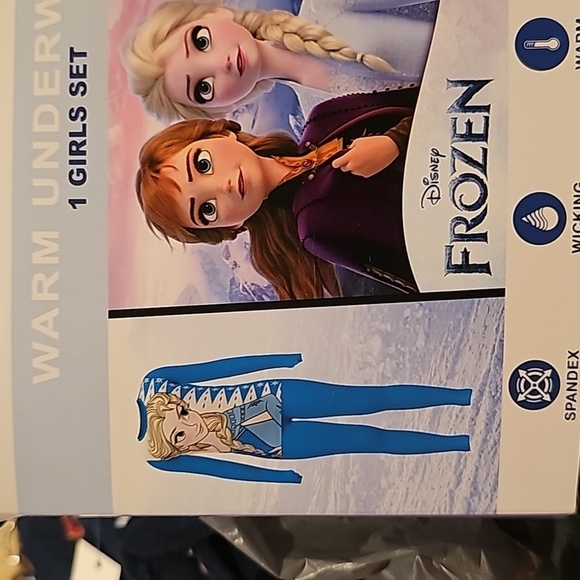 New Climate Right Disney's  Frozen Girls Warm Underwear Set - Picture 2 of 6